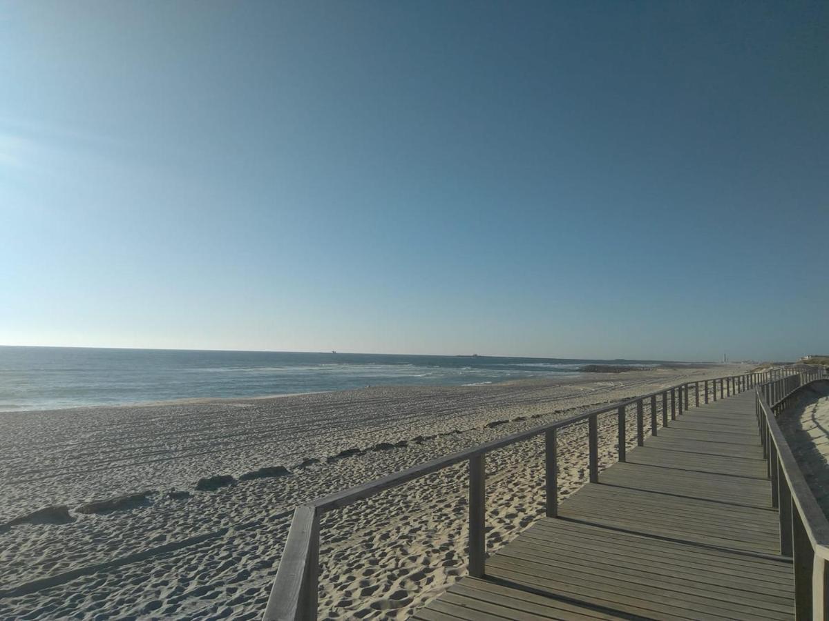 Moradia Entre O Mar E A Ria Villa Gafanha da Nazare Ngoại thất bức ảnh